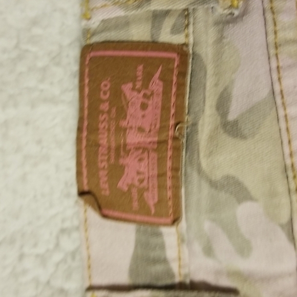 Levi's Girl's Stretch Flare Camo Jeans - Picture 12 of 12